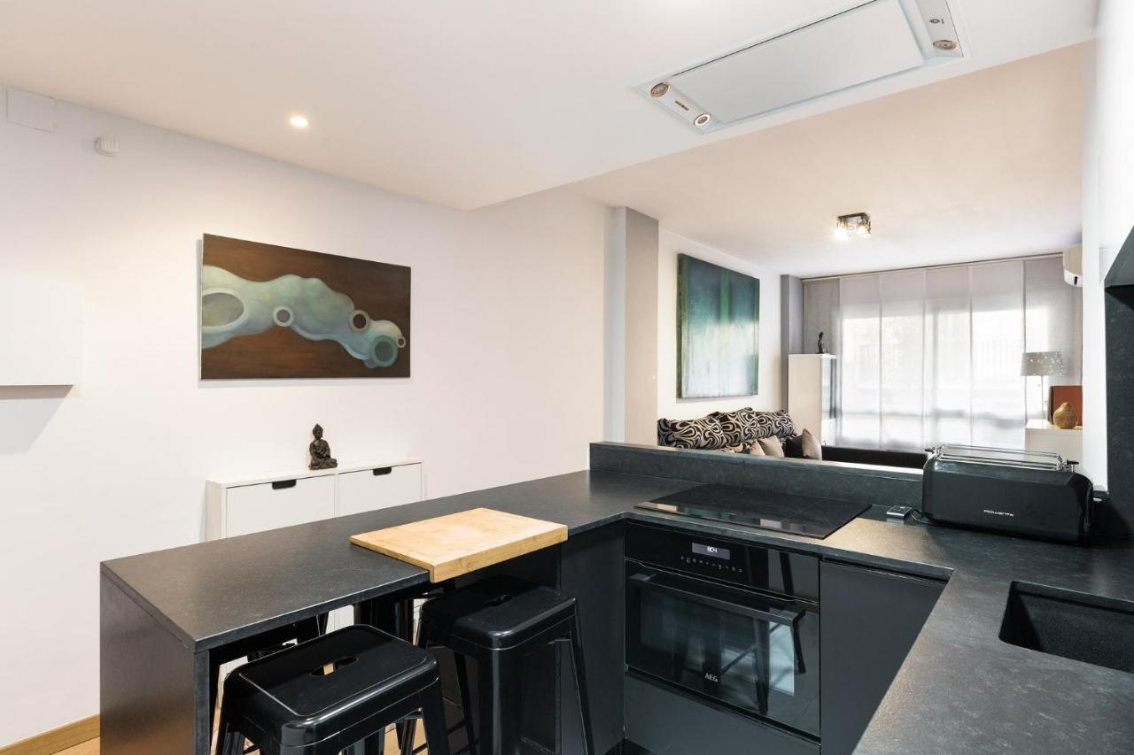Stay U-Nique Apartments Radas II Barcelona Luaran gambar