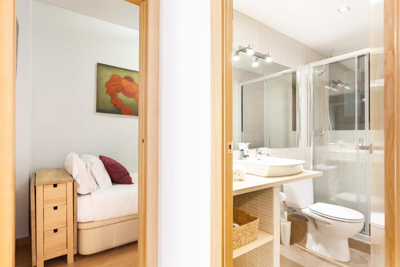 Stay U-Nique Apartments Radas II Barcelona Luaran gambar