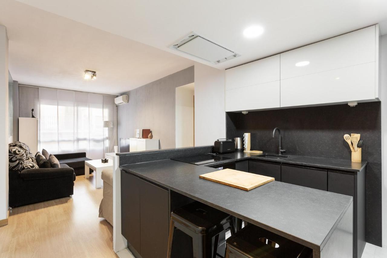 Stay U-Nique Apartments Radas II Barcelona Luaran gambar